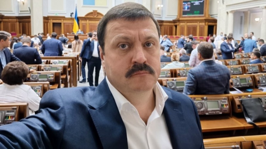 Вирок Деркачу у ВАКС: заочно 15 років і конфіскація за держзраду