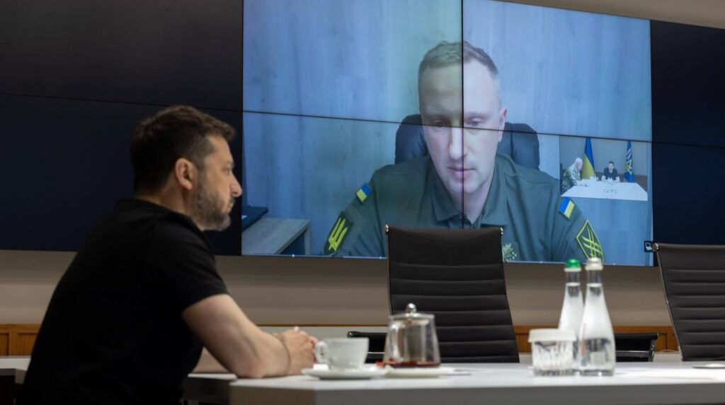 Зеленський на зідзвонах 17–18 липня не піднімав тему Сирського: що кажуть джерела