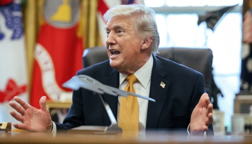 Трамп заявив про повний контроль США над Ормузькою протокою