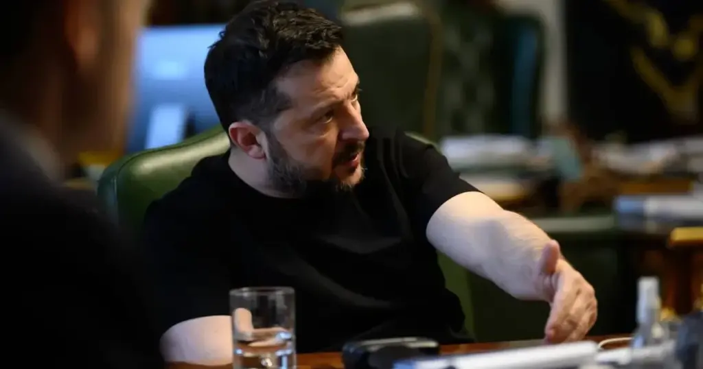 Зеленський у FT назвав факти тижня: від «енергетичного перемир’я» до відновлення ударів по НПЗ